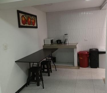 Bogota Haus | HABITACIÓN AGRADABLE, CORFERIAS - EMBAJADA USA