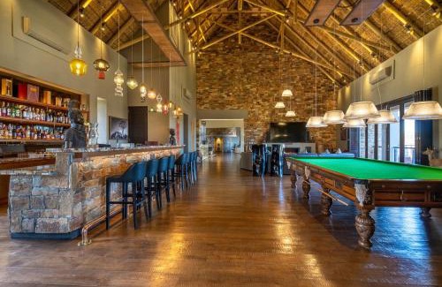 Windhoek West Kabine | Marula Palace