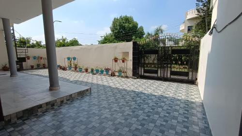 Amritsar Haus | Royal Oaks Guest House