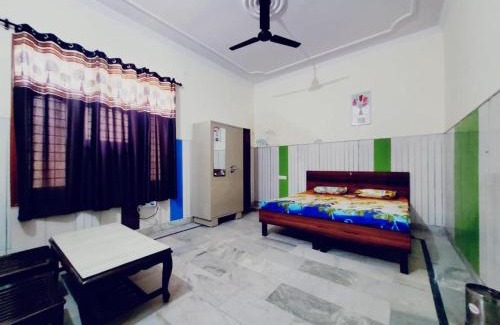 Amritsar Haus | Royal Oaks Guest House