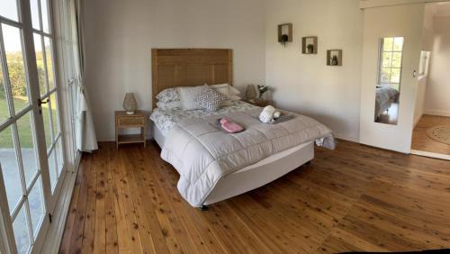 Scone Haus | Fromelles Cottage