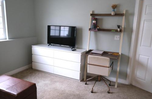 Salt Lake City Haus | Cozy & Private Stay Near 7 Ski Resorts