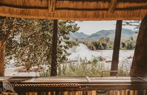 Epupa Kabine | Epupa Falls Lodge
