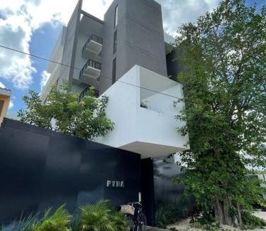 Montecarlo Wohnung | New Modern 2Bedroom 2parking City Skyline Park Pool View