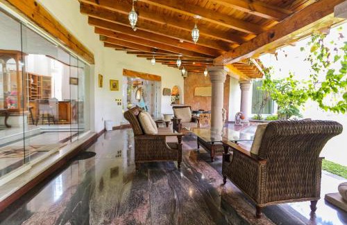 Cuernavaca Haus | HostPal Casa Familiar Lomas Cuernavaca