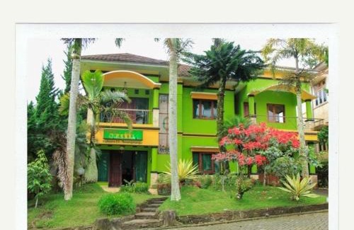 Hargomulyo Villa | Villa Zendith