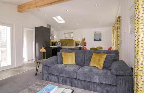 Dobwalls Haus | 11 Meadow Retreat