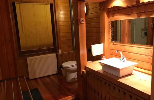 Les Chalesmes Wohnung | Appart Chalet Haut Jura Billard Sauna Bbf et +