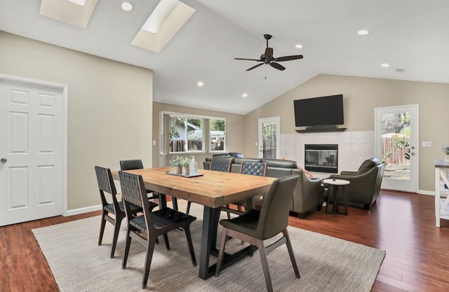 Livermore's Best: Spacious Family Home with Patio and Yard