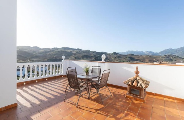 Casa de Teones Montecorto Picina pribada