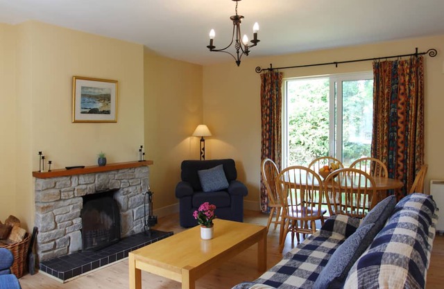 Leitrim Quay - Riverside Cottage 9