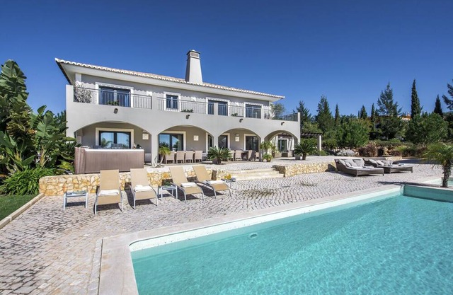 Villa Beleza - Six Bedroom Villa, Sleeps 14