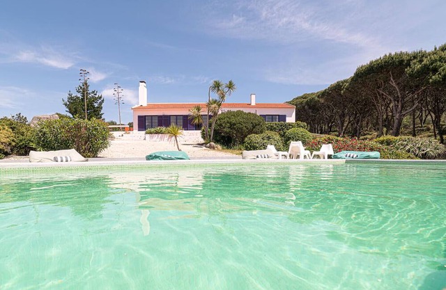 Charming Villa with a sparkling private pool