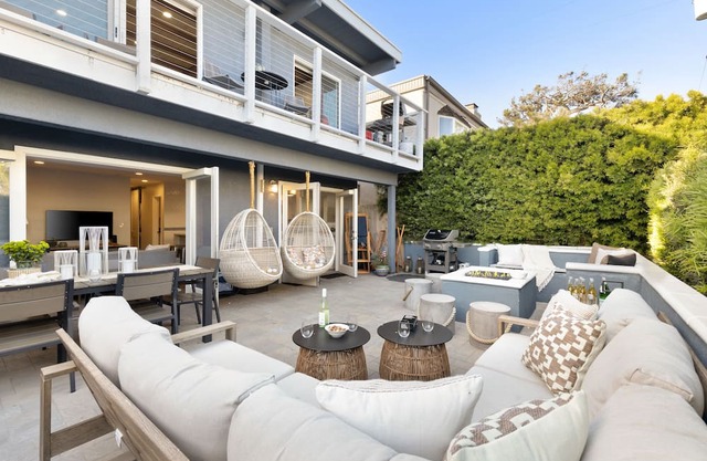 Mission Point Buyout by AvantStay | Two Unit Buyout w/ Patio & Close to Beach!