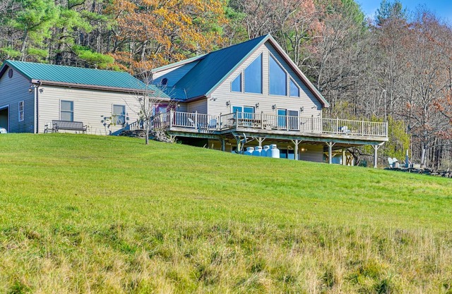 Charming New York Chalet w/ Hot Tub & Game Room!