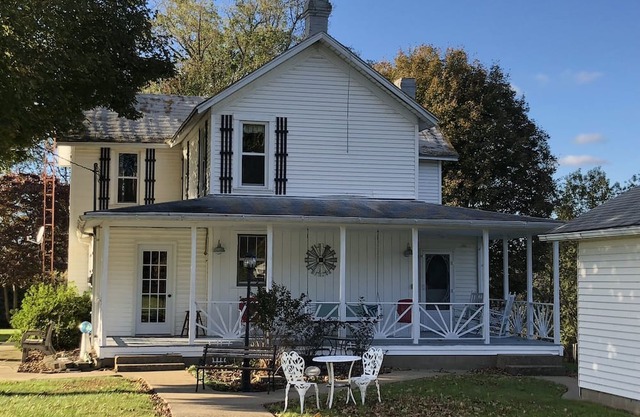 Private WV Farmhouse