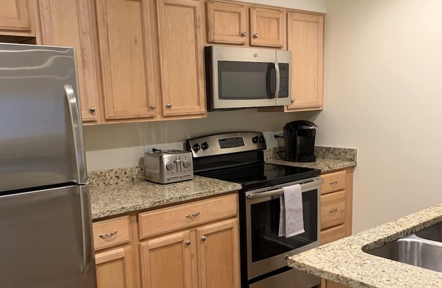 Condo - Downtown Highland Park