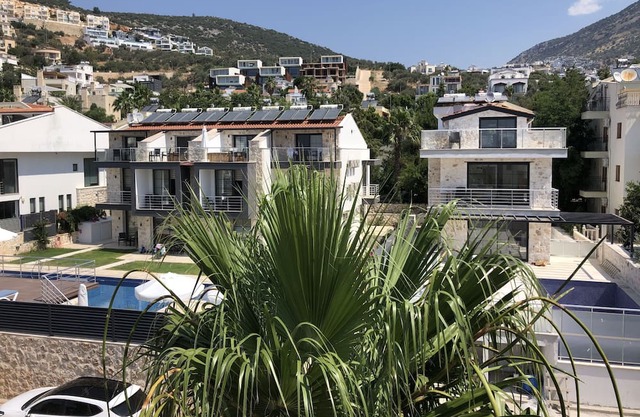 Stonehaus Apart Kalkan 1+1 Top floor with two balcony and sea view No:11