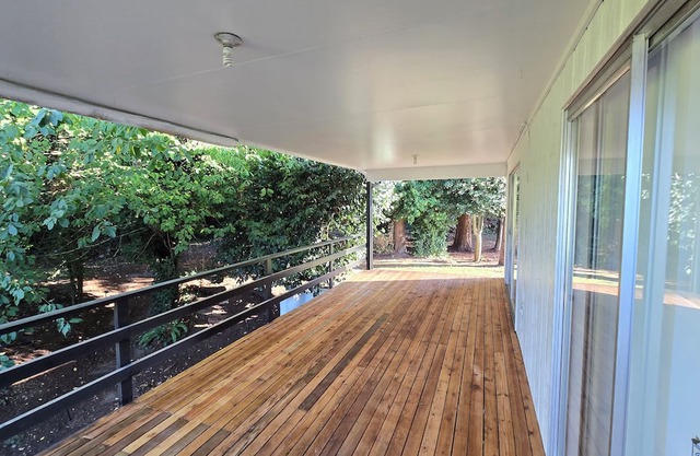 Newly Renovated 2BR /Wifi-Entertainment Included /Near WA State Fair