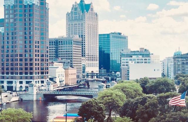 Historic Luxury 3rd St Condo by Fiserv Forum