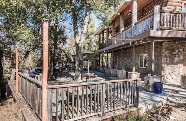 4-bedroom cabin at Lake Nacimiento in Running Deer Ranch