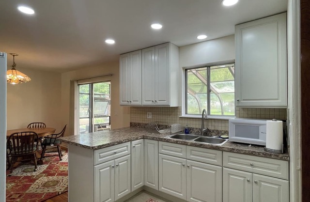 Beautiful Farmington Hills Home