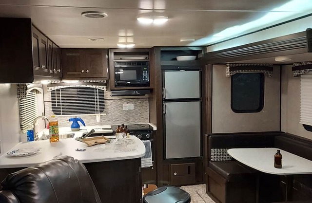 [COME BACK TO NATURE] nCozy mobile home in charming Lake Livingston aera.