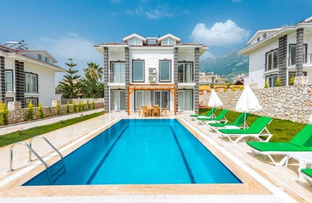 Fethiye 4 Bedroom Villa - 3882