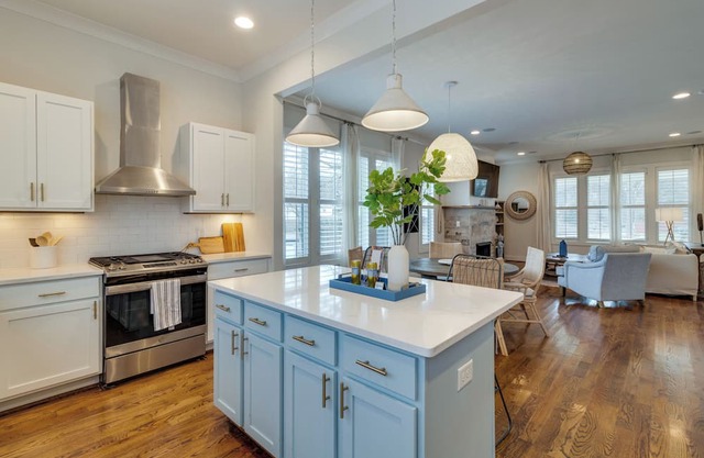 Chic 3 BDR in Trendy East Nashville w/Pool!