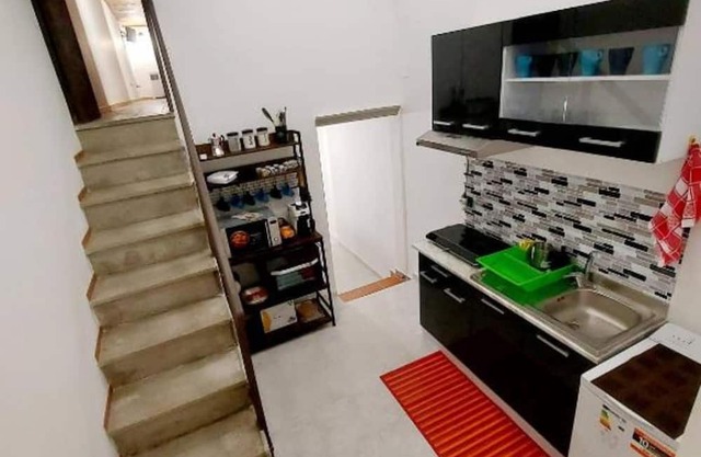 Apartment 'Casa Valeria' with Wi-Fi and Air Conditioning