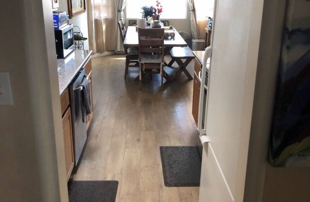 Charming 1-bedroom house in Cool & Breezy Vallejo with AC, WiFi