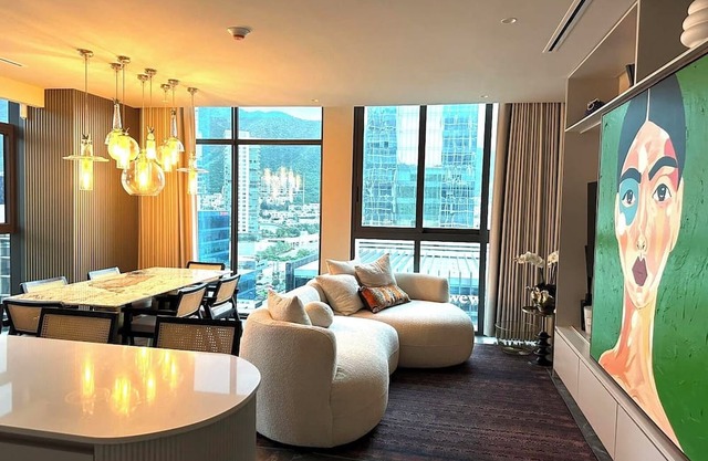 Luxury 3 BDR&2.5BA Apartment in SPGG I Next to Hospital, Plaza and Restaurants