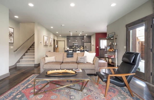3 Bedroom Town Center Summer Escape