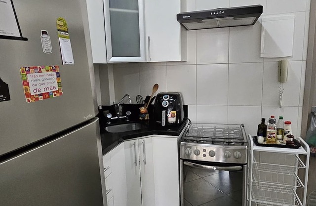 Complete apartment next to the subway