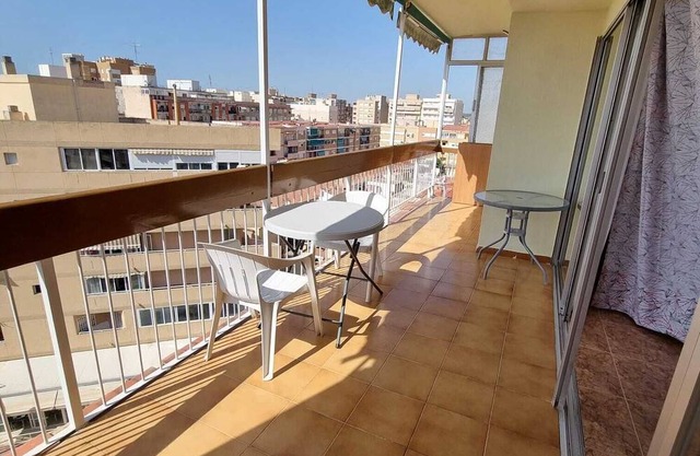 Piso muy Luminoso en el Centro de San Juan de Alicante