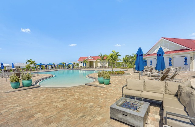 Alva Home w/ Private Pool - Golf Course On-Site!