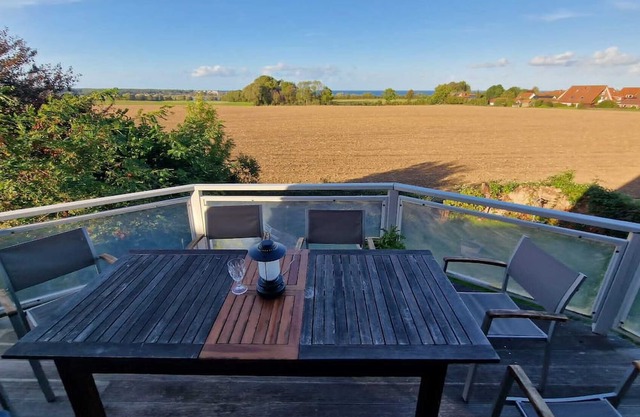 Dream apartment "Weitblick" for 8 people with 2 bathrooms and sea view from the balcony!