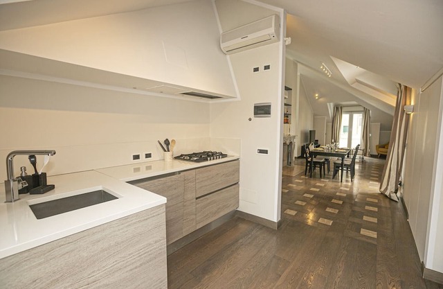 Penthouse - Unique apartment with double garage