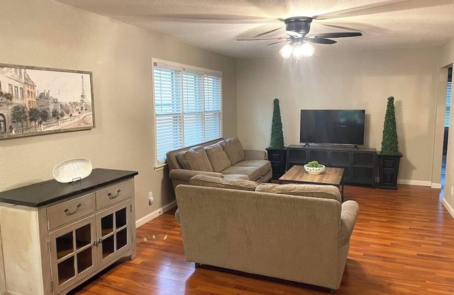 Cozy home located at Hidden Trails Country Club