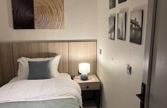 in the heart of jeddah Charming 2-Bedroom Apartment in Ar rawdah