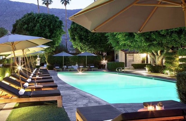 4 Charming Boutique Rooms with Plush Beds, Fireplaces, Terraces - Parking
