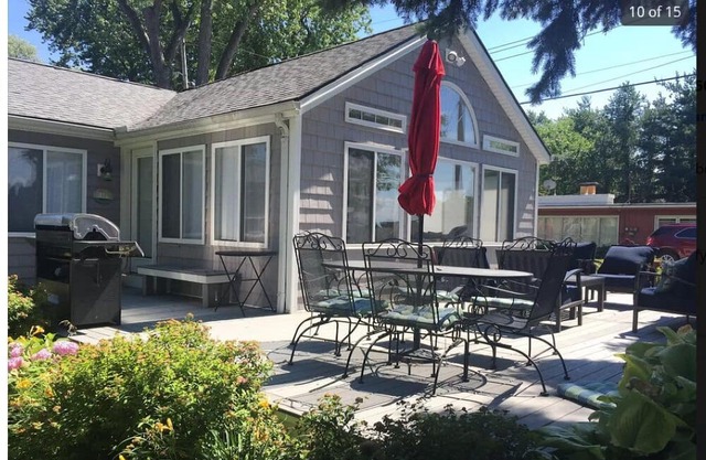 Welcome to this charming 3-bedroom, 1-bathroom house located in Vermilion, OH