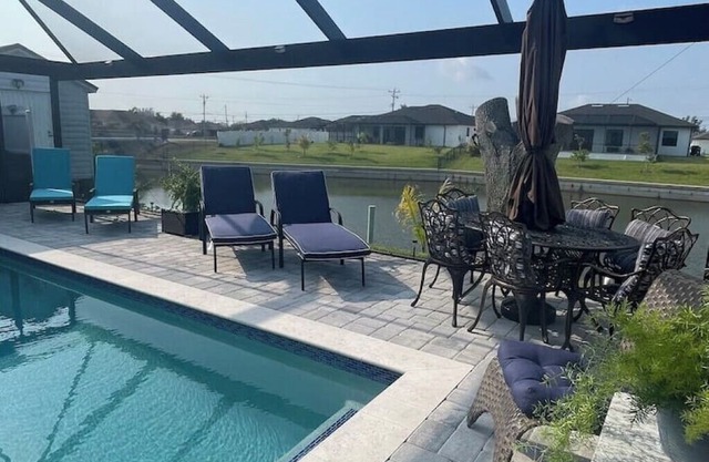 Atardecer en la Piscina