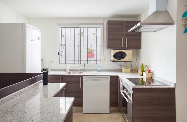 Apartment 'Maison Oliva 2' with Mountain View, Shared Pool and Wi-Fi