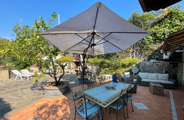 Nice apartment for 6 people with A/C, WIFI, TV, patio and parking