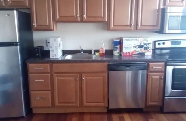 1 bedroom with free parking