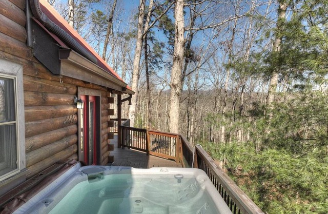 Hillin and Chillin: A Cozy Cabin Retreat in the North Georgia Mountains