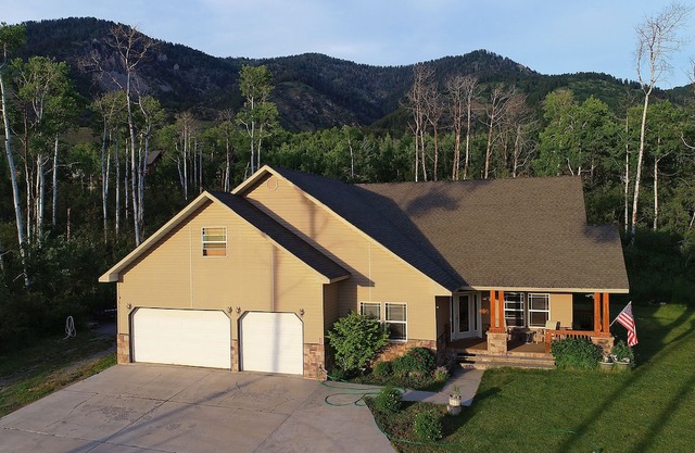 Spacious 5 BR home on the "Ranch"