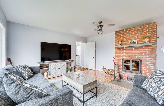Cozy Fair Haven Home with Mountain Views!