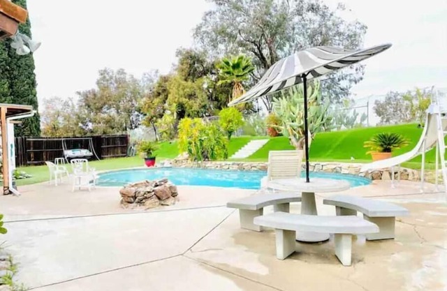 Stunning Bedroom. Access to pool